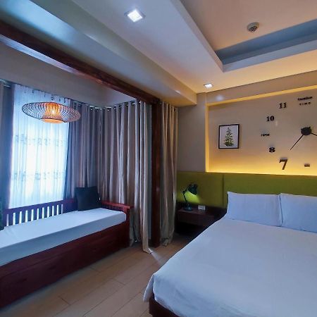 Two Palmtree Villas Newport Boulevard Near Naia 3 Pasay City Manila Eksteriør billede